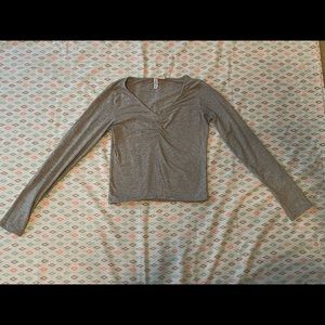 H&M Long Sleeve Scrunch Top!